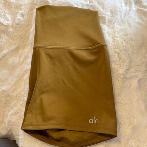 ALO Yoga Small